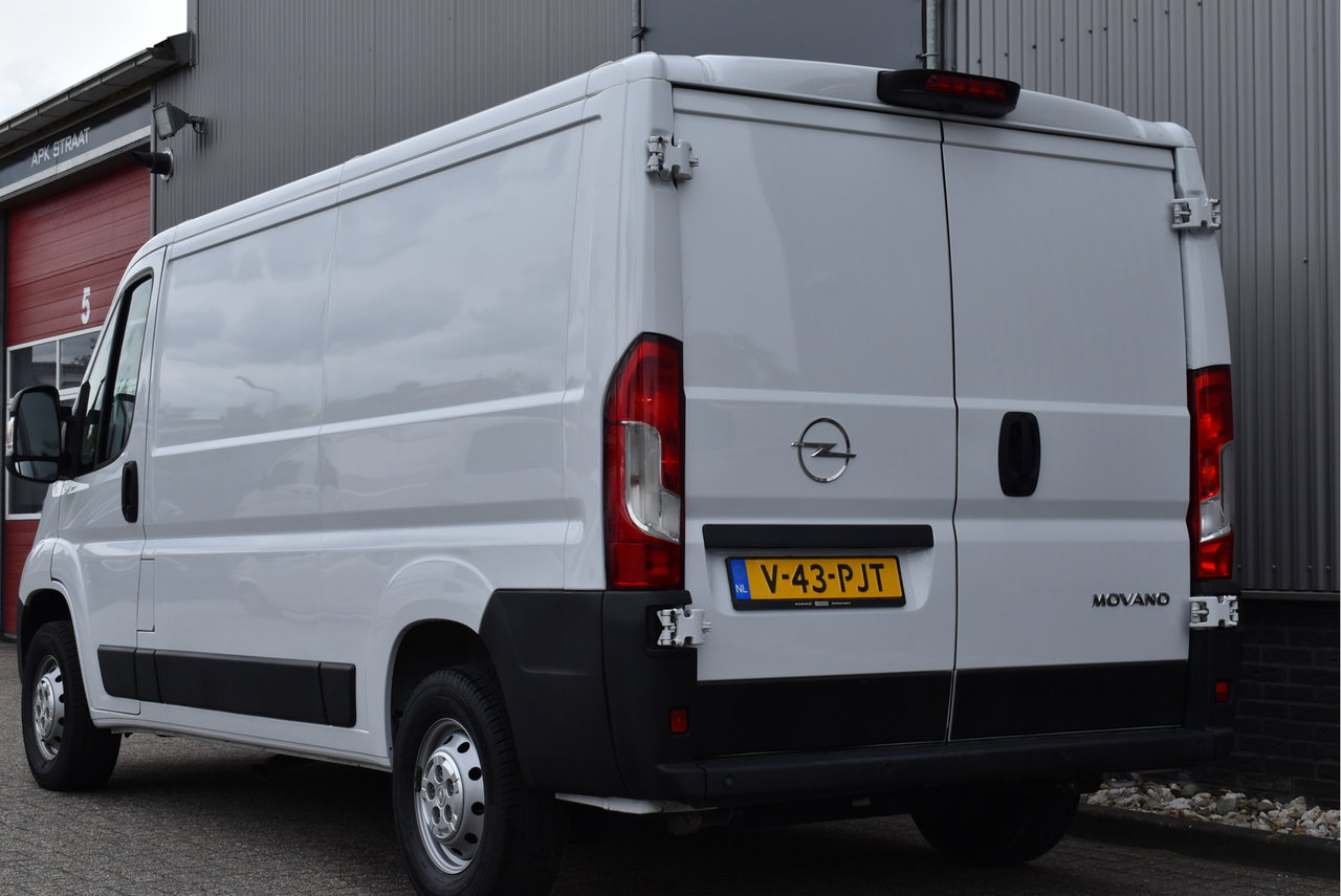 Opel Movano