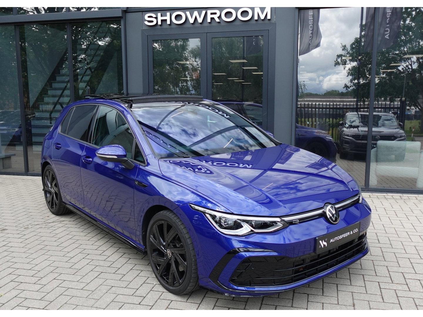 Volkswagen Golf 2.0 TSI R-Line Business PANO KEYLESS CAM