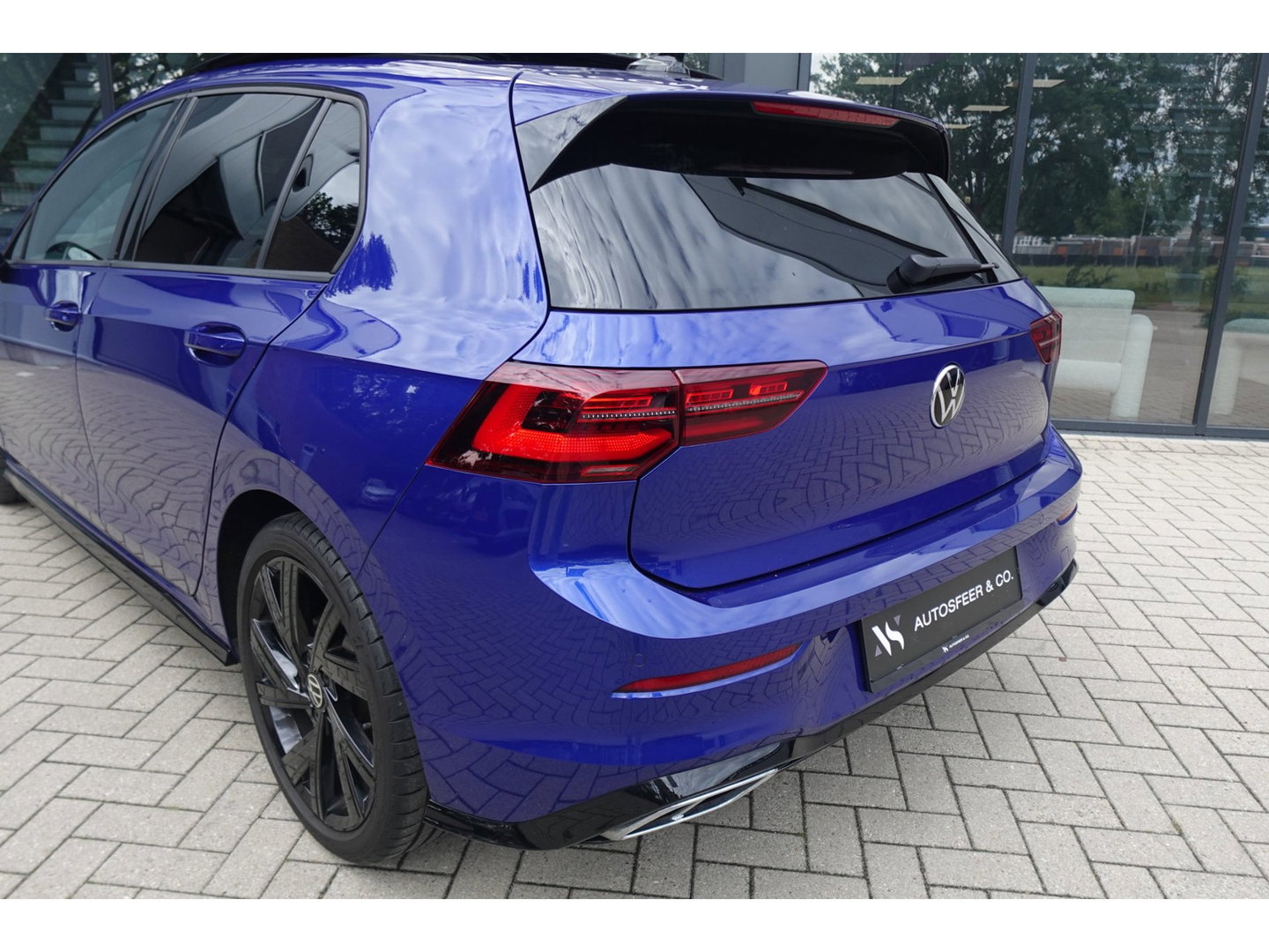 Volkswagen Golf 2.0 TSI R-Line Business PANO KEYLESS CAM