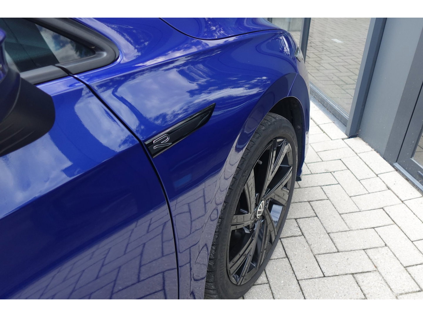 Volkswagen Golf 2.0 TSI R-Line Business PANO KEYLESS CAM