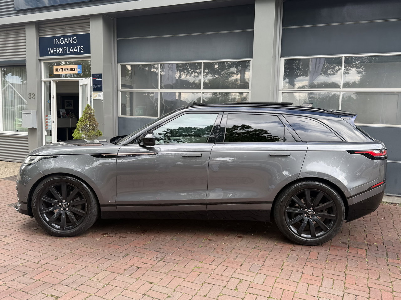 Land Rover Range Rover Velar