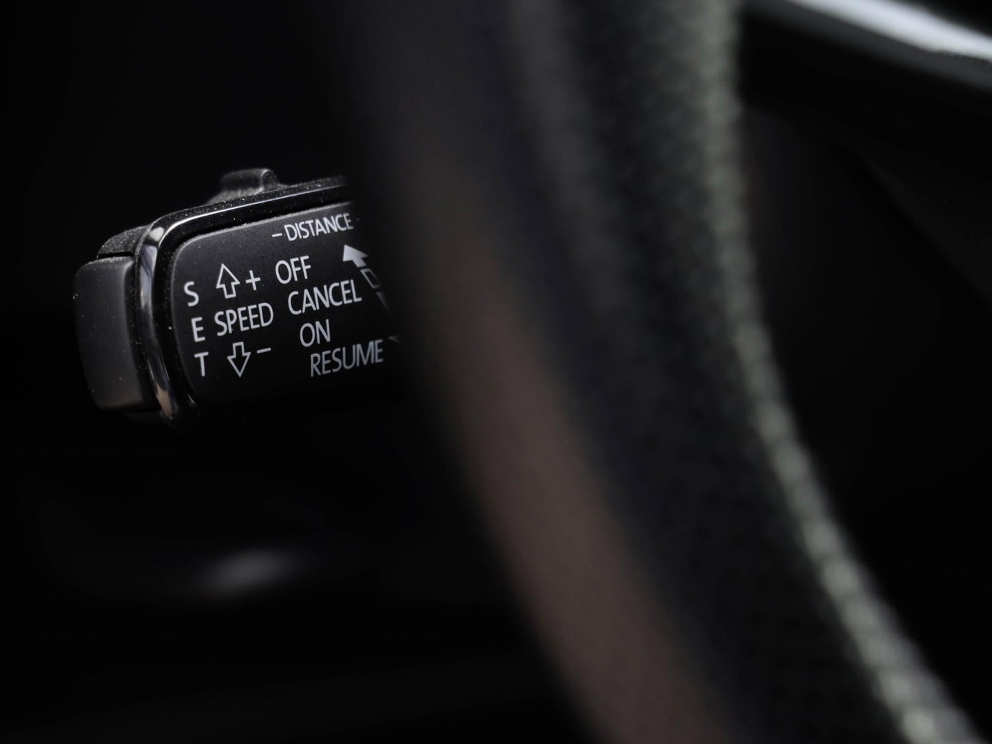Škoda Karoq 1.5 TSI ACT Sportline 150pk DSG Virtual Adapt. Cruise Navi Camera 19 inch