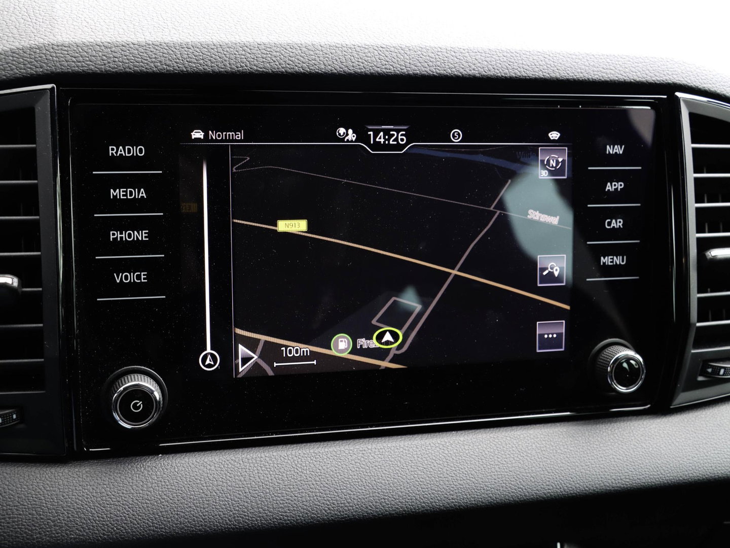 Škoda Karoq 1.5 TSI ACT Sportline 150pk DSG Virtual Adapt. Cruise Navi Camera 19 inch