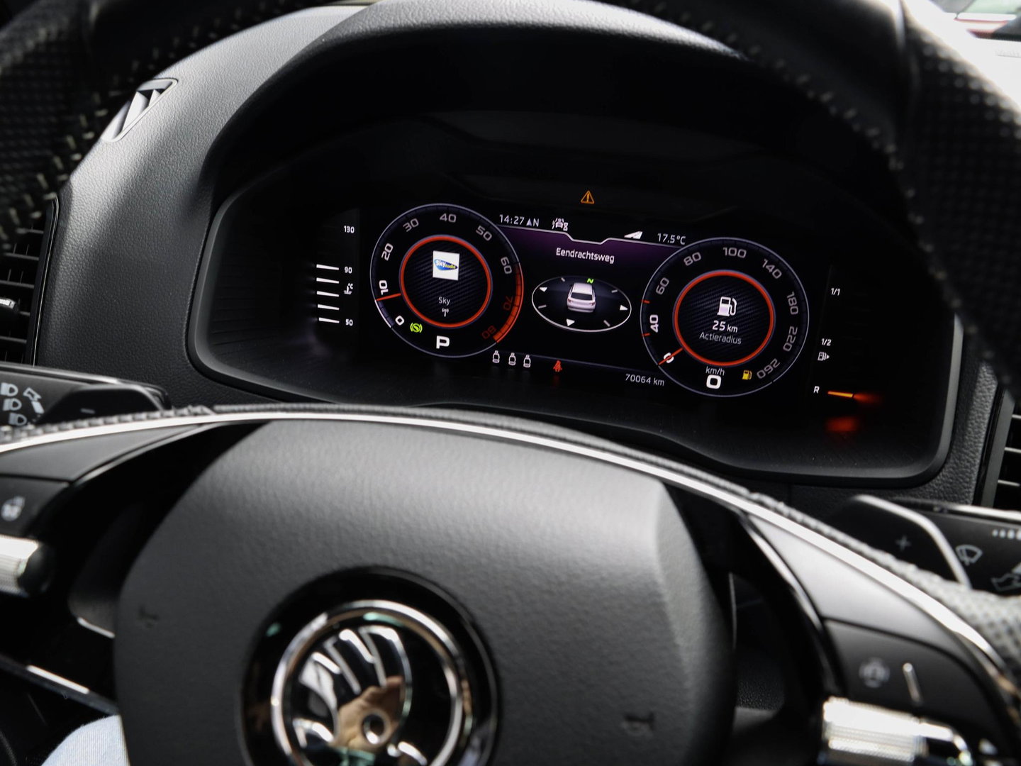 Škoda Karoq 1.5 TSI ACT Sportline 150pk DSG Virtual Adapt. Cruise Navi Camera 19 inch
