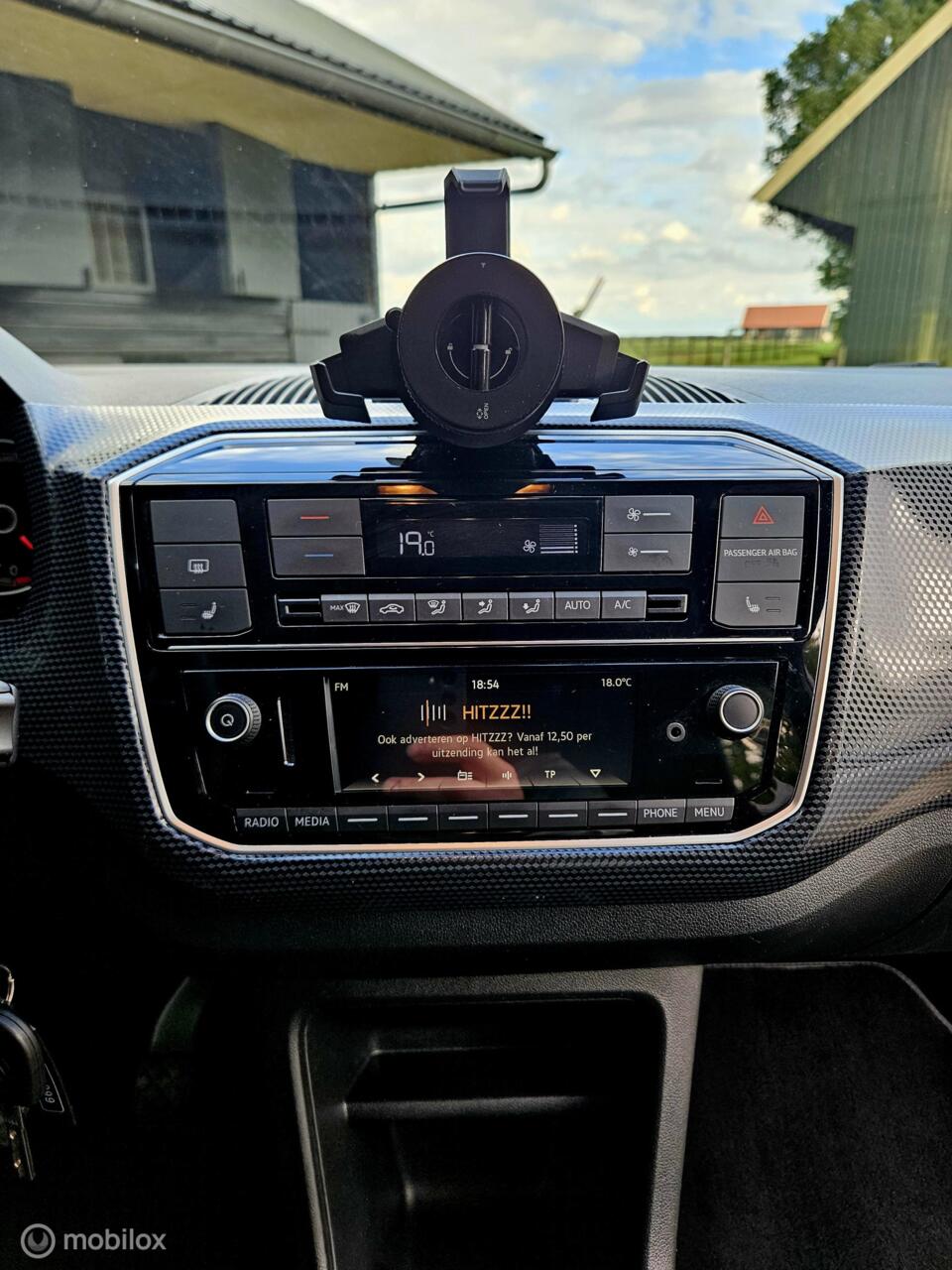 Volkswagen up!