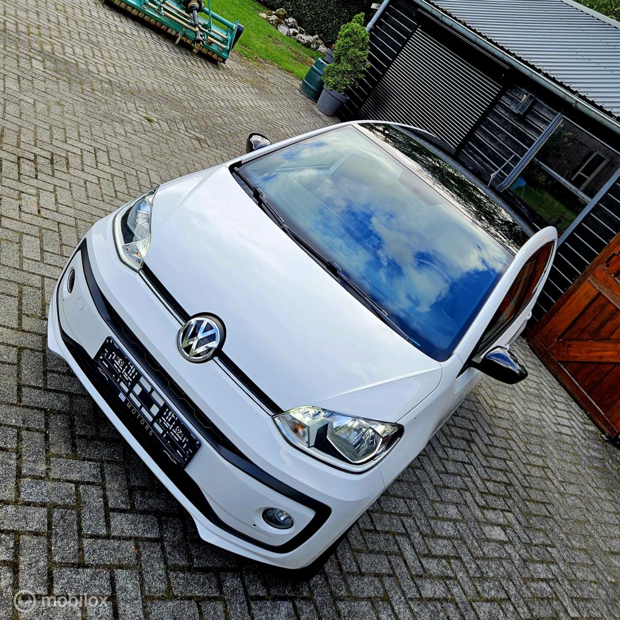 Volkswagen up!