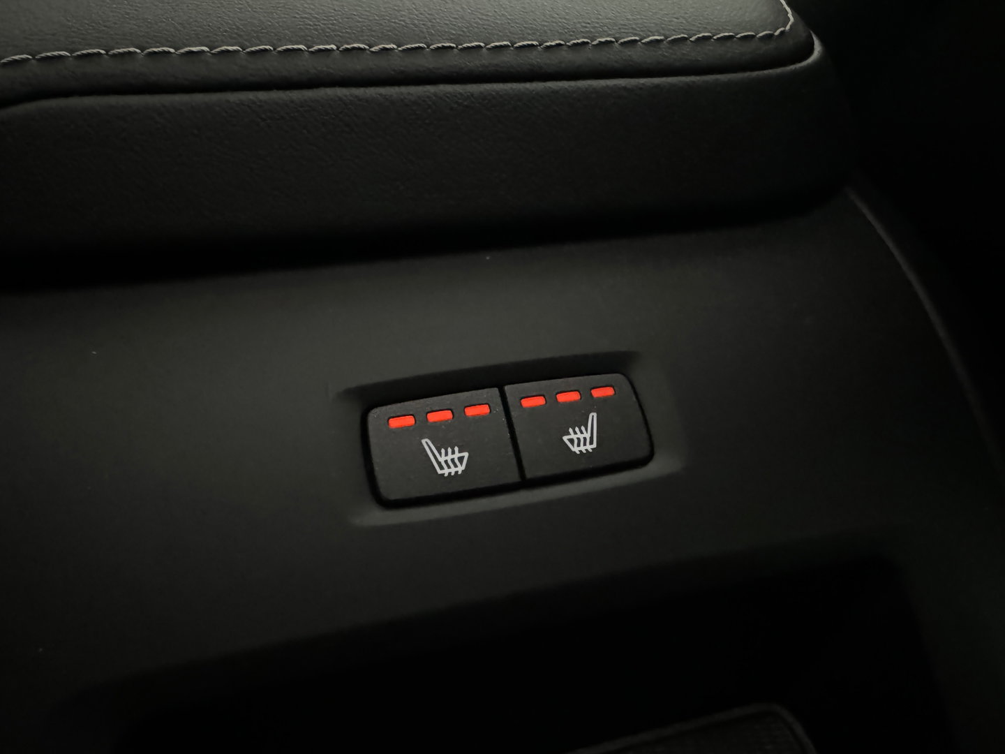 Volvo XC60 2.0 T8 Plug-in hybrid AWD Ultimate Bright PoleStar