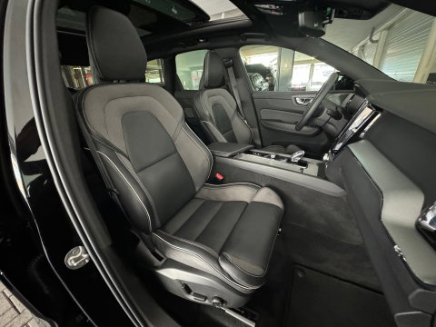 Volvo XC60 2.0 T8 Plug-in hybrid AWD Ultimate Bright PoleStar