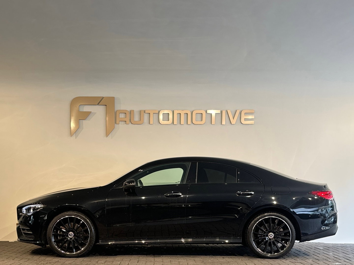 Mercedes-Benz CLA-Klasse 250 e AMG Night|Sfeer|CarPlay|NAP