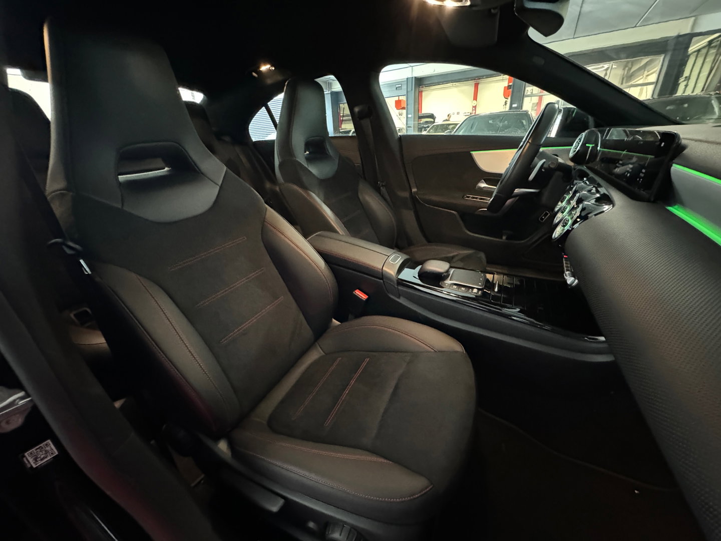 Mercedes-Benz CLA-Klasse 250 e AMG Night|Sfeer|CarPlay|NAP