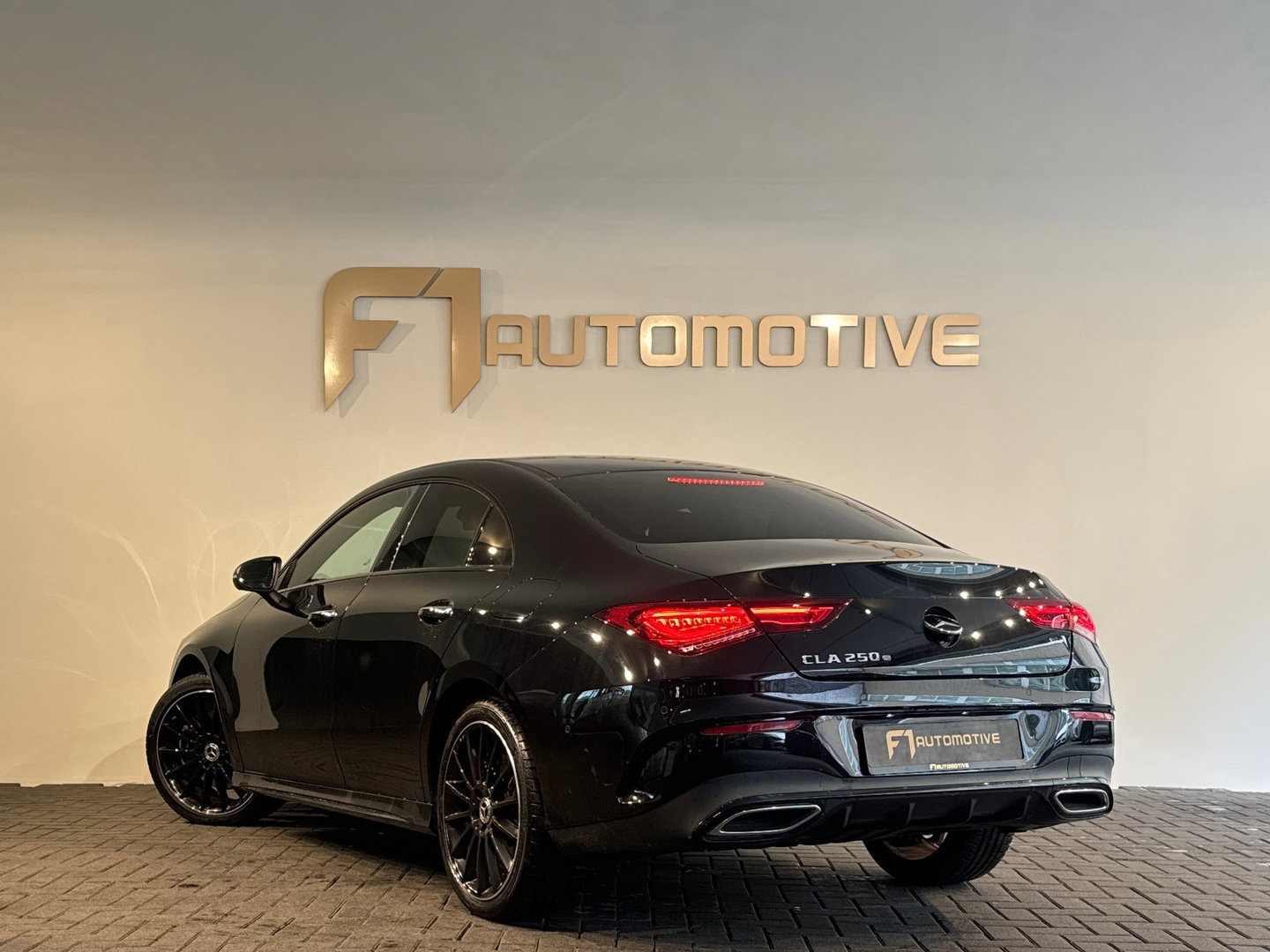 Mercedes-Benz CLA-Klasse 250 e AMG Night|Sfeer|CarPlay|NAP