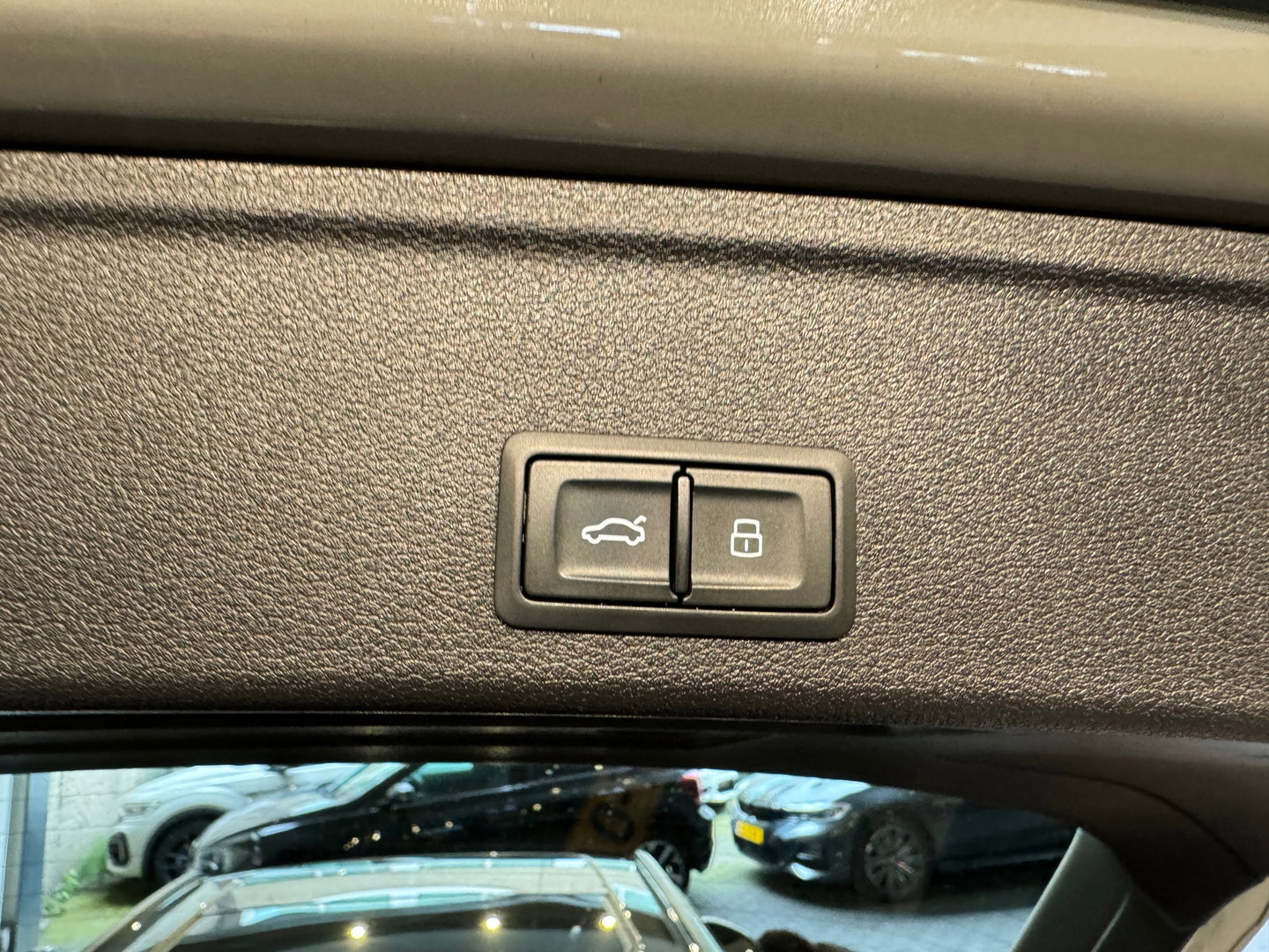 Audi A4 AVANT 40 TDI 3X S Line Pano|RS Seat|Massage|B&O|Keyless
