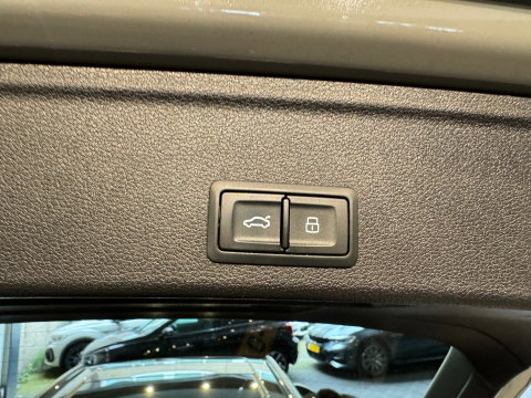 Audi A4 AVANT 40 TDI 3X S Line Pano|RS Seat|Massage|B&O|Keyless