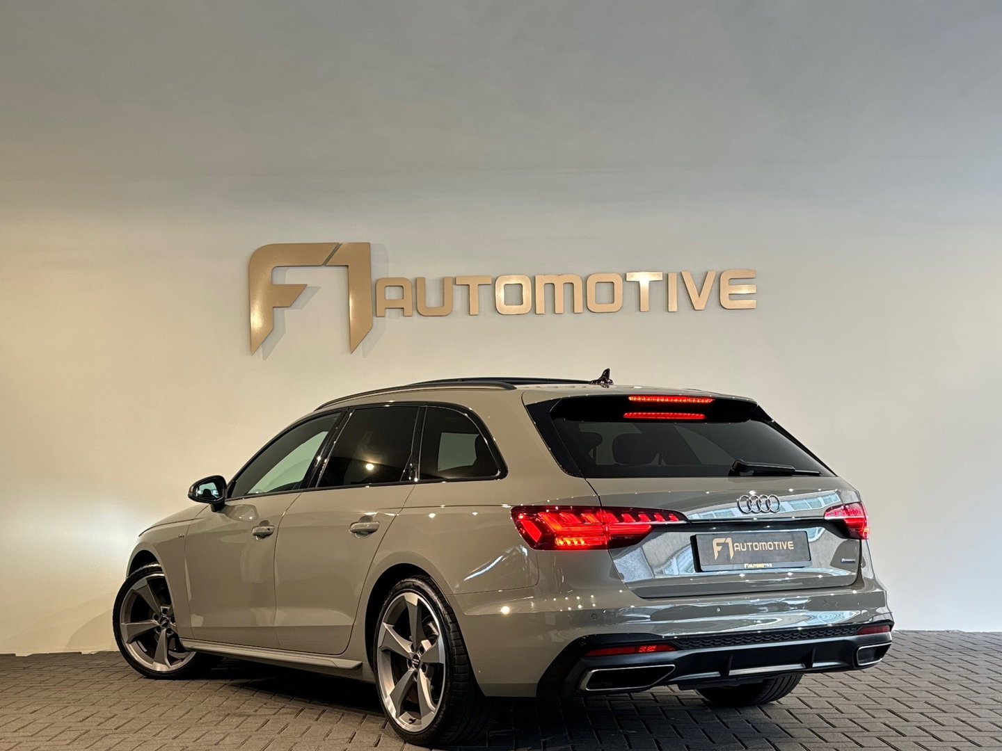 Audi A4 AVANT 40 TDI 3X S Line Pano|RS Seat|Massage|B&O|Keyless