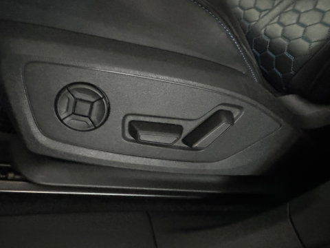 Audi RSQ3 Sportback 2.5 TFSI Pano|Ceramic|B&O|Trekhaak|VOL