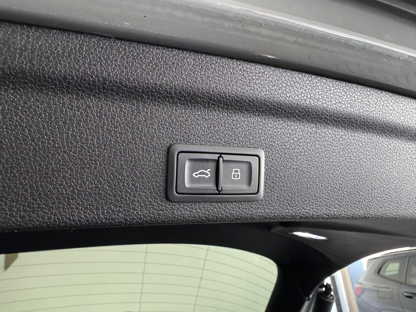 Audi RSQ3 Sportback 2.5 TFSI Pano|Ceramic|B&O|Trekhaak|VOL