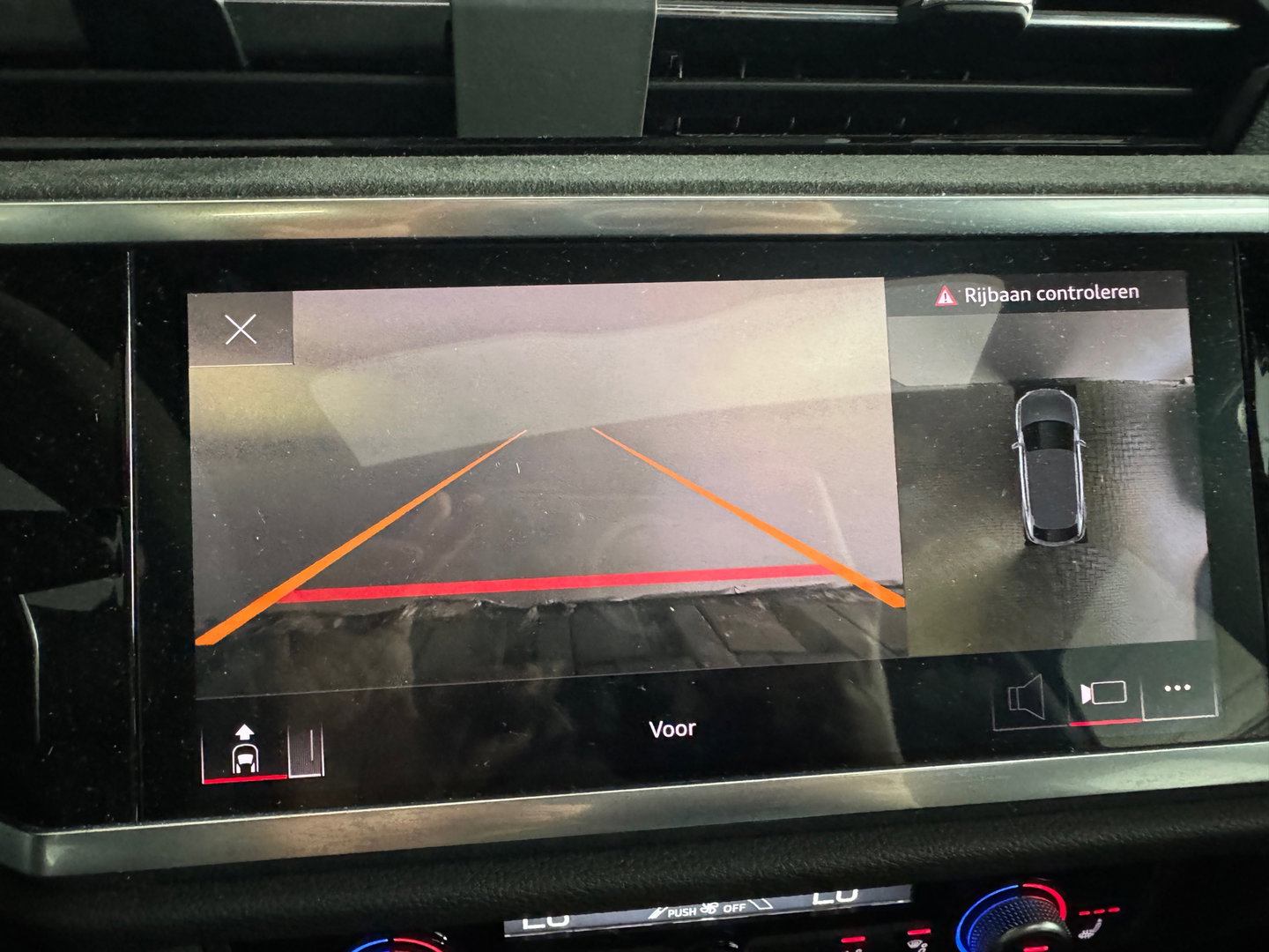Audi RSQ3 Sportback 2.5 TFSI Pano|Ceramic|B&O|Trekhaak|VOL