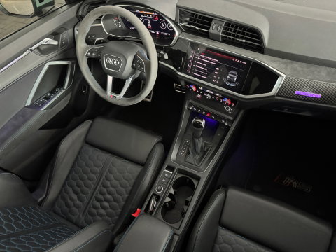 Audi RSQ3 Sportback 2.5 TFSI Pano|Ceramic|B&O|Trekhaak|VOL