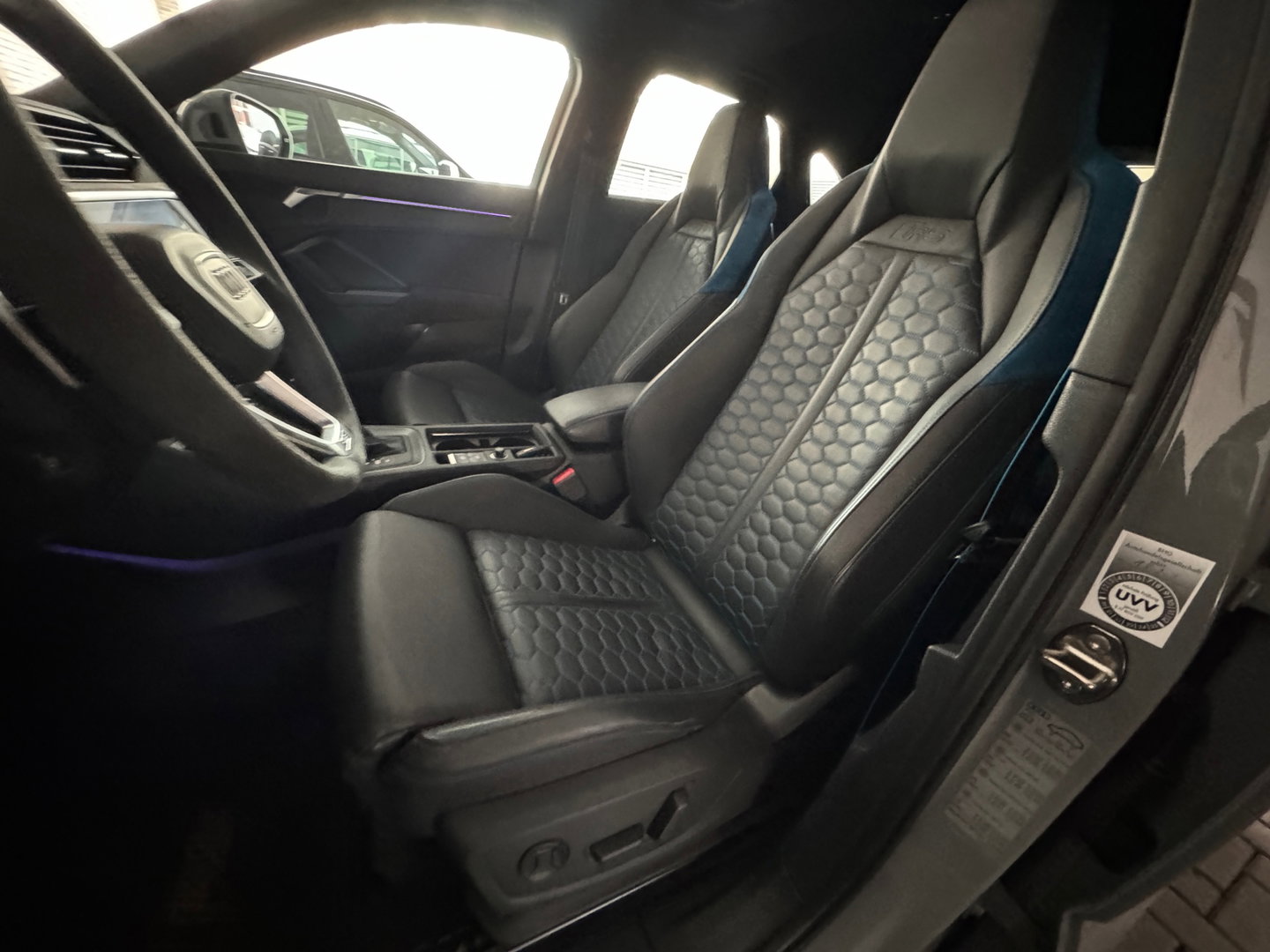 Audi RSQ3 Sportback 2.5 TFSI Pano|Ceramic|B&O|Trekhaak|VOL