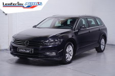 Volkswagen Passat - Variant 1.5 TSI Business Virtual-cockpit Trekhaak wegklapbaar led-verlichting Navi Clima Apple Carplay Camera ACC NAP PDC v+a IQ-drive lendesteun bestuurdersstoel DAB-ontvangst achterklep electrisch bedienbaar
