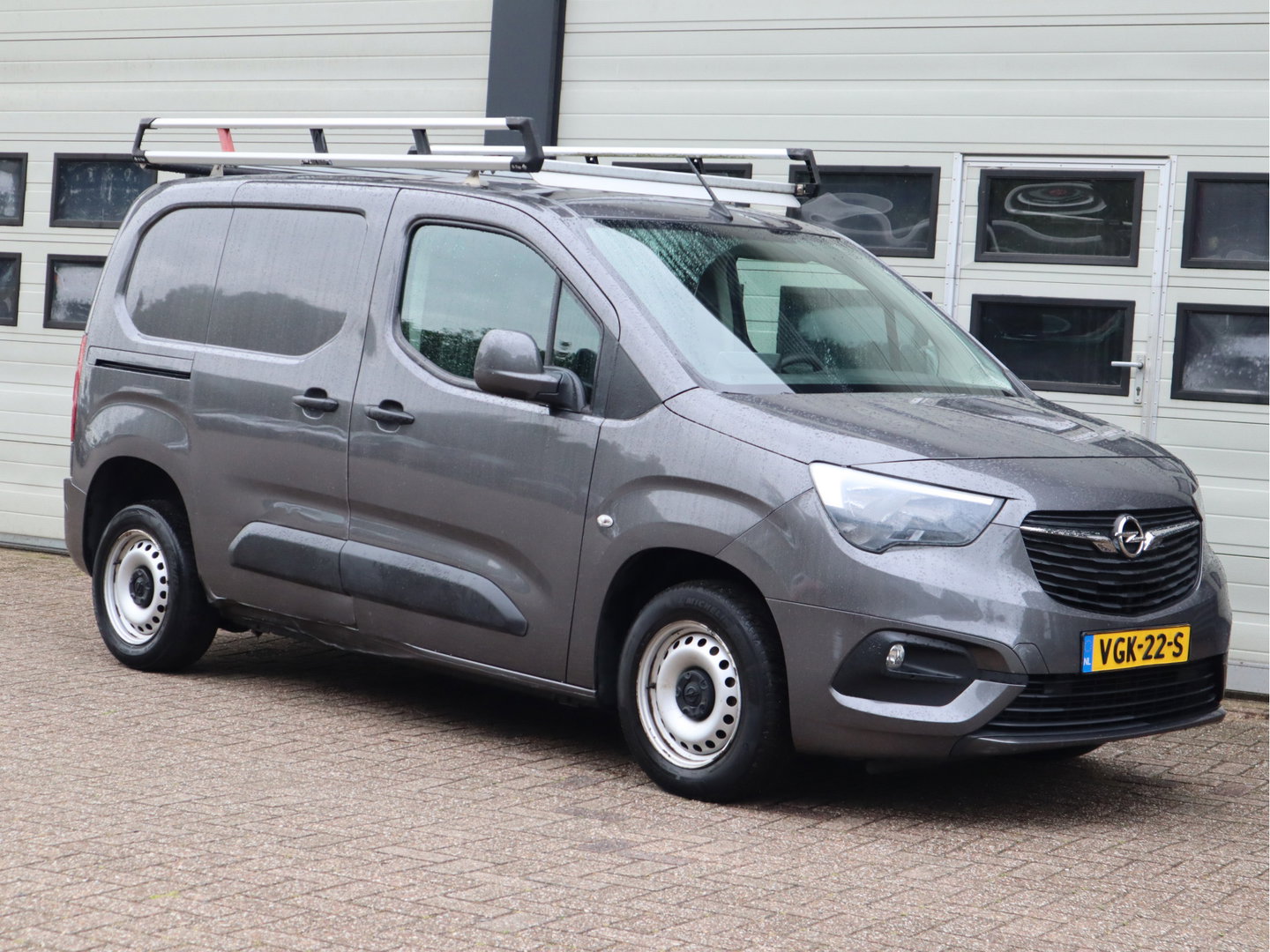 Opel Combo 1.6D 100pk Euro 6 - Imperiaal - Airco - Navi - Cruise