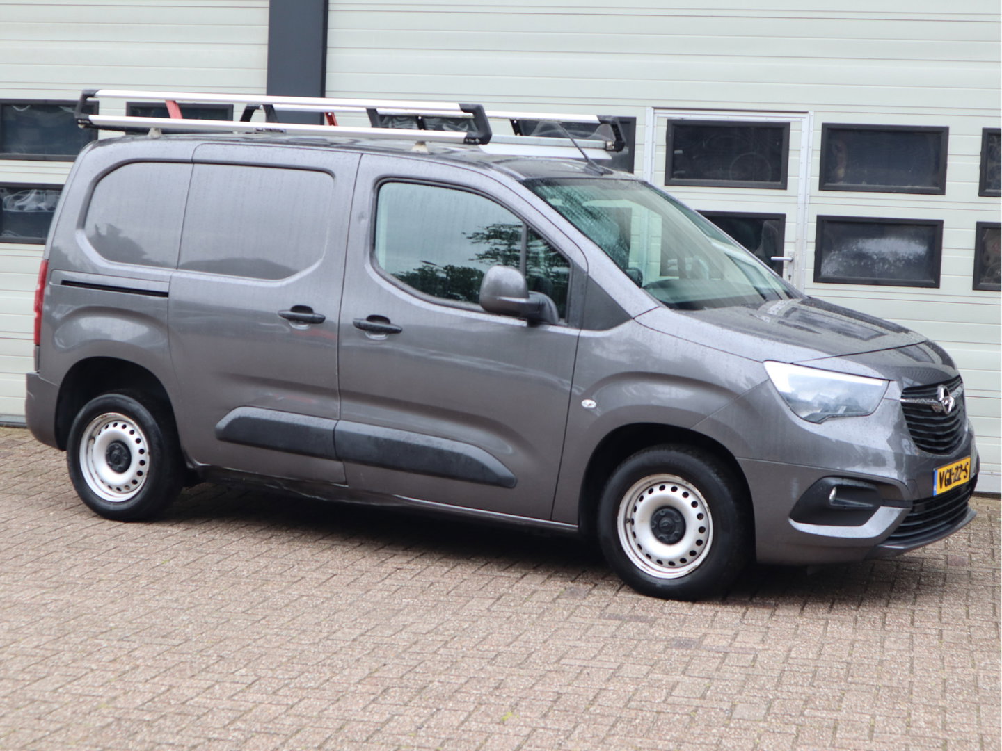 Opel Combo 1.6D 100pk Euro 6 - Imperiaal - Airco - Navi - Cruise
