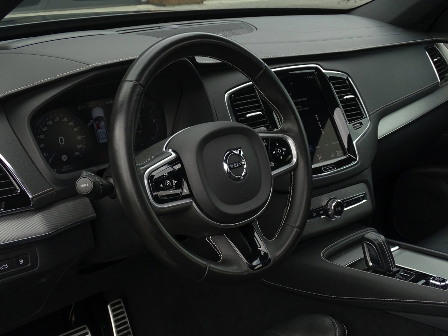 Volvo XC90 T8 407PK Recharge AWD R-Design / 360° / Pano / 7 Pers / Harman K