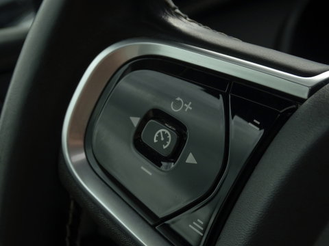 Volvo XC90 T8 407PK Recharge AWD R-Design / 360° / Pano / 7 Pers / Harman K