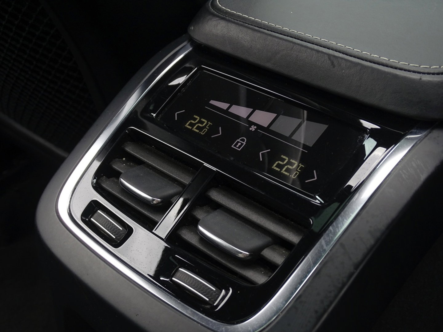 Volvo XC90 T8 407PK Recharge AWD R-Design / 360° / Pano / 7 Pers / Harman K