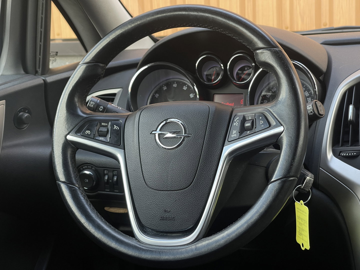 Opel Astra Sports Tourer 1.4 Edition | Airconditioning | Trekhaak | 17'' Lichtmetaal | Radio | Buetooth | USB |