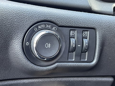 Opel Astra Sports Tourer 1.4 Edition | Airconditioning | Trekhaak | 17'' Lichtmetaal | Radio | Buetooth | USB |