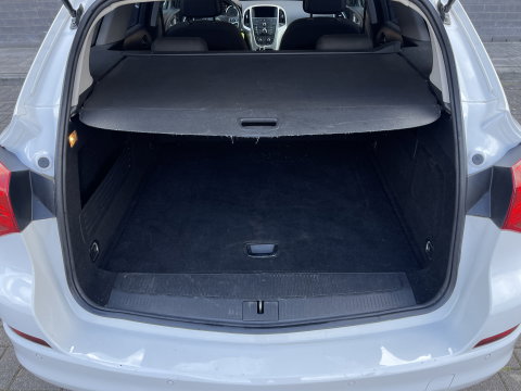Opel Astra Sports Tourer 1.4 Edition | Airconditioning | Trekhaak | 17'' Lichtmetaal | Radio | Buetooth | USB |