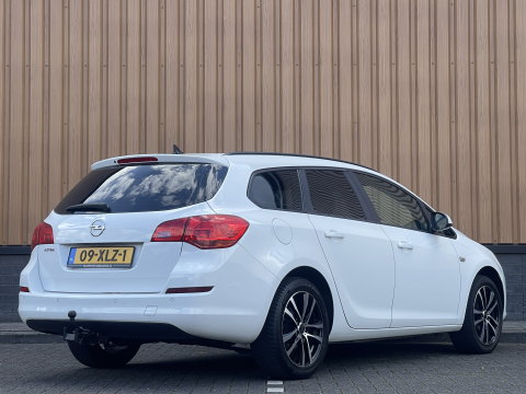 Opel Astra Sports Tourer 1.4 Edition | Airconditioning | Trekhaak | 17'' Lichtmetaal | Radio | Buetooth | USB |