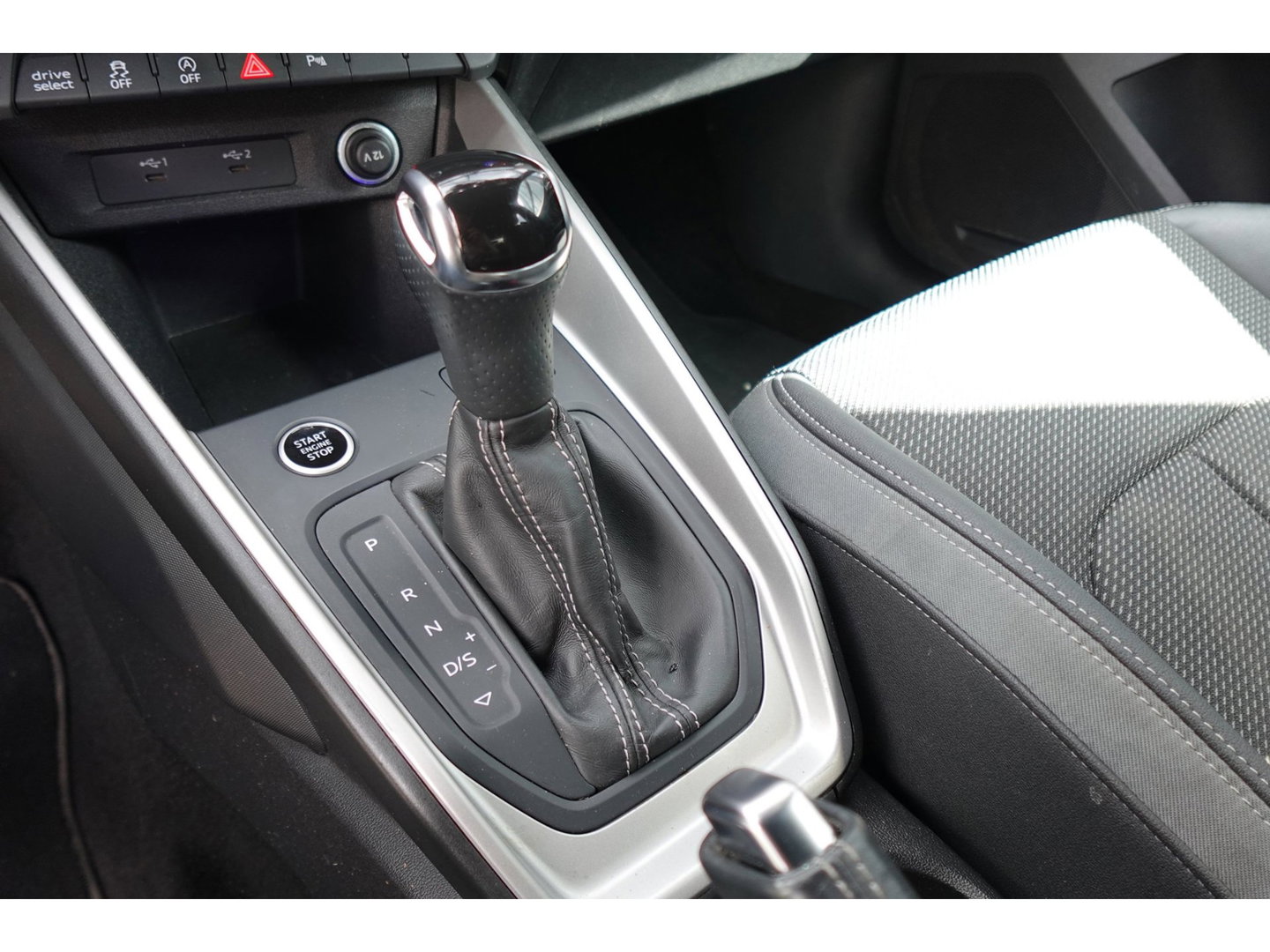 Audi A1 citycarver 35 TFSI S-line | ACC | KEYLESS| MATRIX |