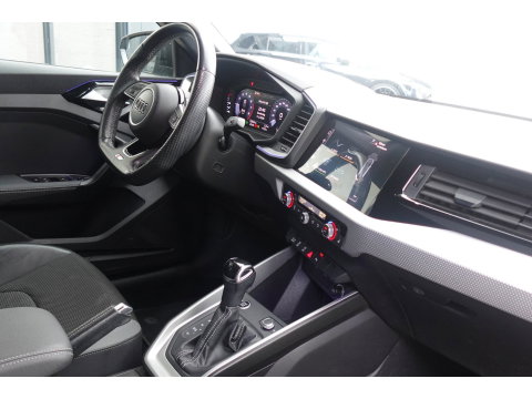 Audi A1 citycarver 35 TFSI S-line | ACC | KEYLESS| MATRIX |