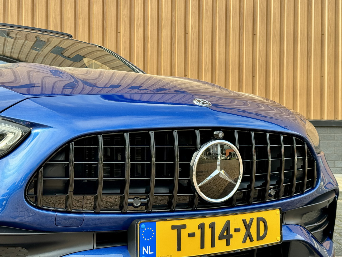 Mercedes-Benz C-Klasse 300 4MATIC AMG Line | Panoramadak | Burmester | 360° Camera | Digital Light | Memory Seats | Sfeerverlichting | Adaptieve Cruise Control | Lane Assist |
