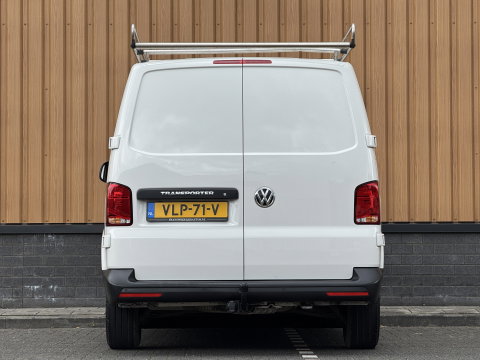 Volkswagen Transporter 2.0 TDI L1H1 26 Economy Business | Parkeersensor Achter | Cruise Control | Apple Carplay | 3 Zits | Airconditioning |