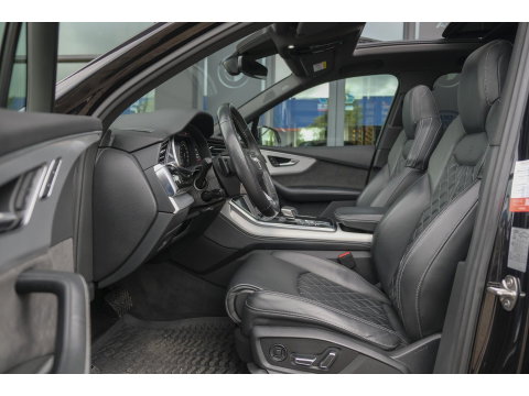 Audi Q7 60 TFSIe 455pk Competition Panoramadak RS-stoelen Trekhaak *SOH 87%* Laser led Softclose NLauto