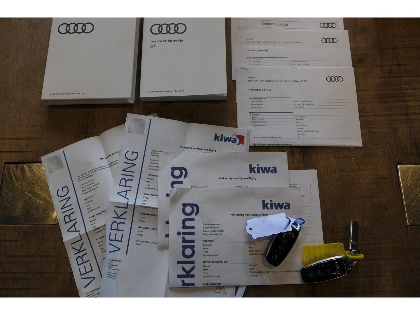 Audi Q7 60 TFSIe 455pk Competition Panoramadak RS-stoelen Trekhaak *SOH 87%* Laser led Softclose NLauto