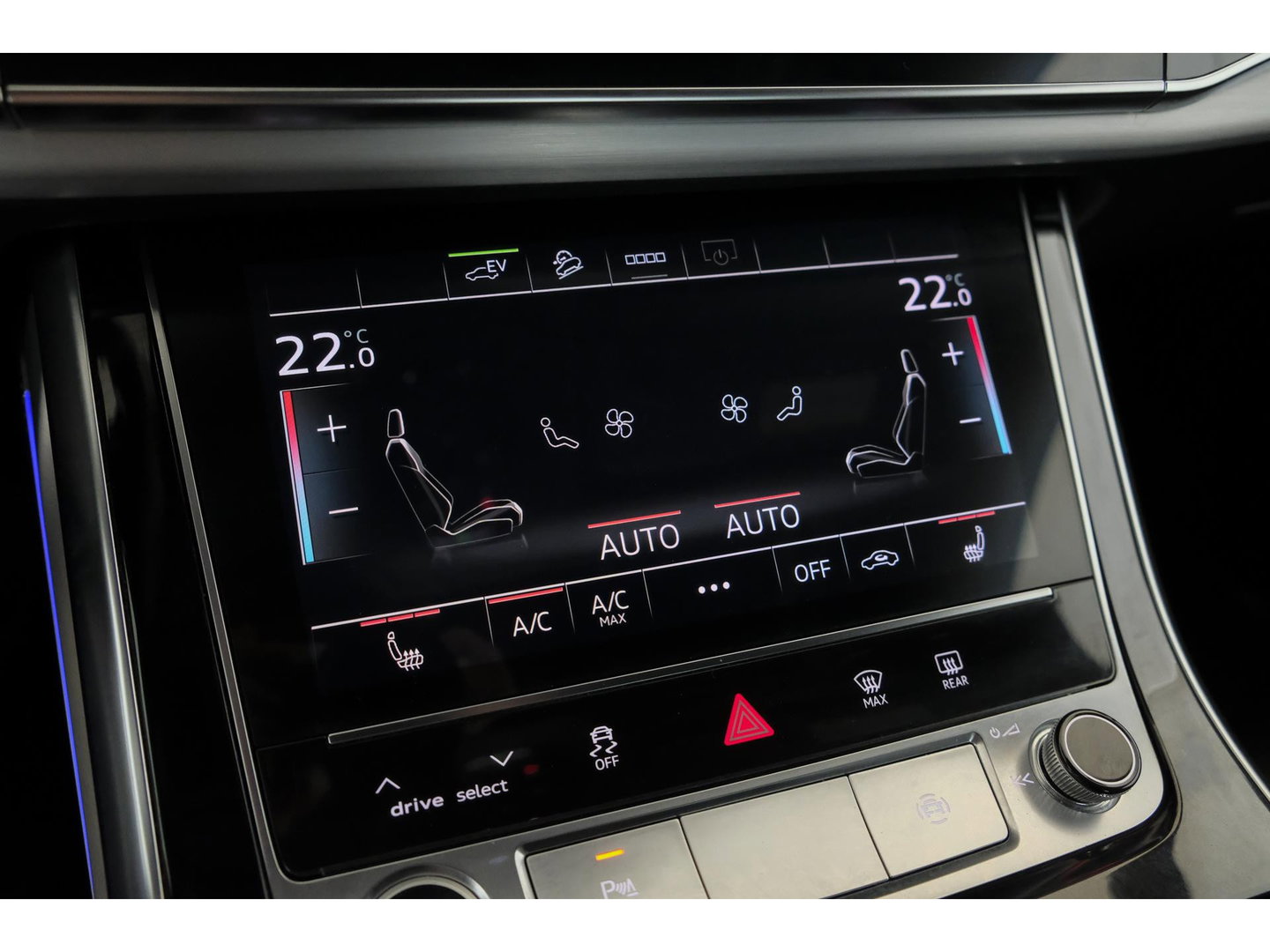 Audi Q7 60 TFSIe 455pk Competition Panoramadak RS-stoelen Trekhaak *SOH 87%* Laser led Softclose NLauto