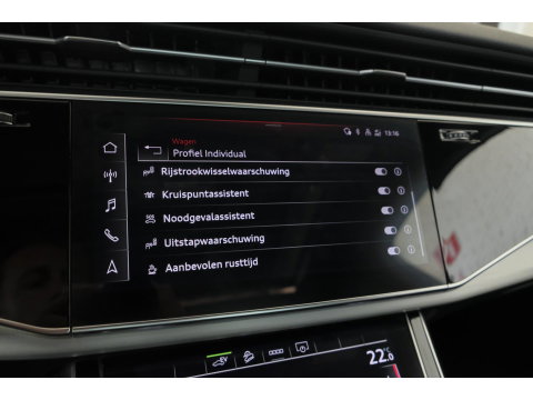 Audi Q7 60 TFSIe 455pk Competition Panoramadak RS-stoelen Trekhaak *SOH 87%* Laser led Softclose NLauto