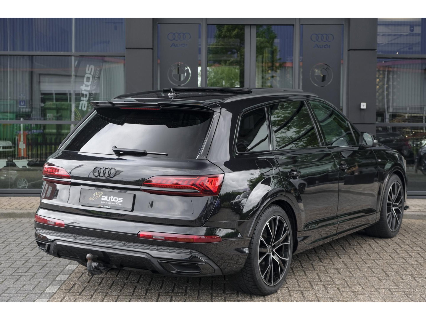 Audi Q7 60 TFSIe 455pk Competition Panoramadak RS-stoelen Trekhaak *SOH 87%* Laser led Softclose NLauto