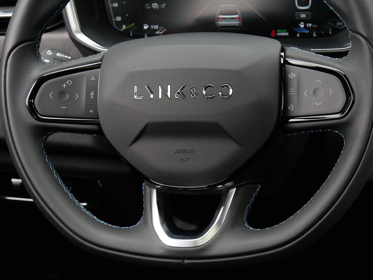 Lynk & Co 01 PHEV/ 360°CAMERA/ TREKHAAK/ PANORAMADAK/ SFEERVERLICHTING