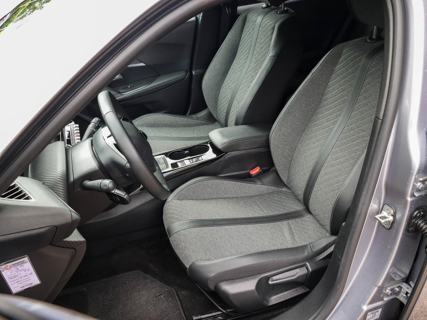 Peugeot 2008 1.2 PureTech 100 Allure | Trekhaak | Camera