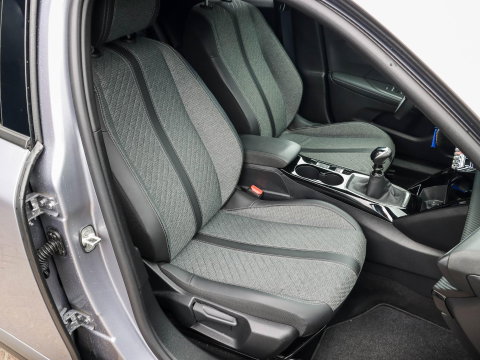 Peugeot 2008 1.2 PureTech 100 Allure | Trekhaak | Camera