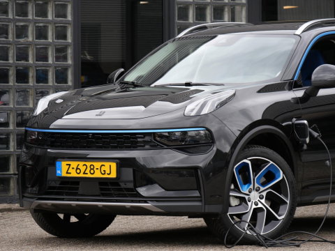 Lynk & Co 01 PHEV/ 360°CAMERA/ TREKHAAK/ PANORAMADAK/ SFEERVERLICHTING