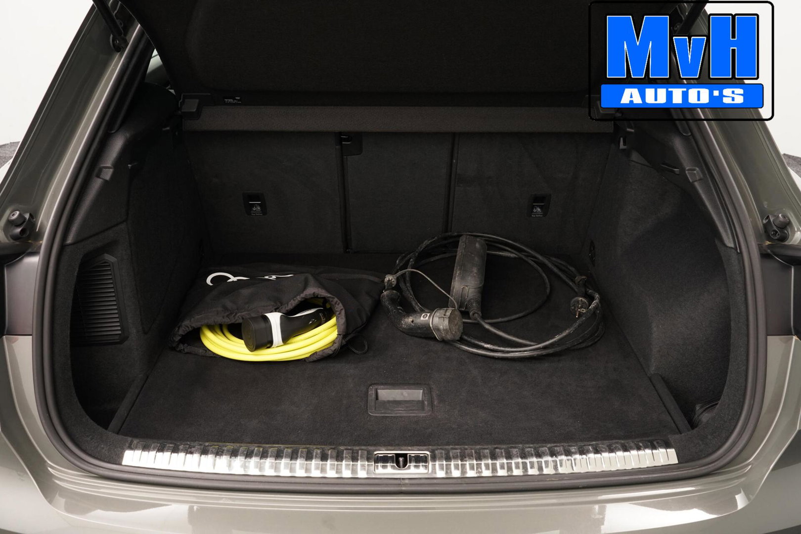 Audi Q3 45 TFSI e S edition|S-Line|245PK|CAMERA|VIRTUAL|LED