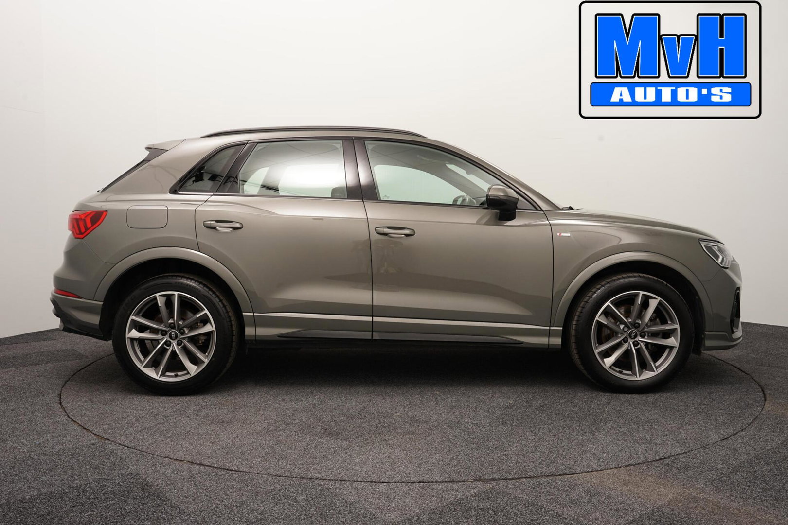 Audi Q3 45 TFSI e S edition|S-Line|245PK|CAMERA|VIRTUAL|LED