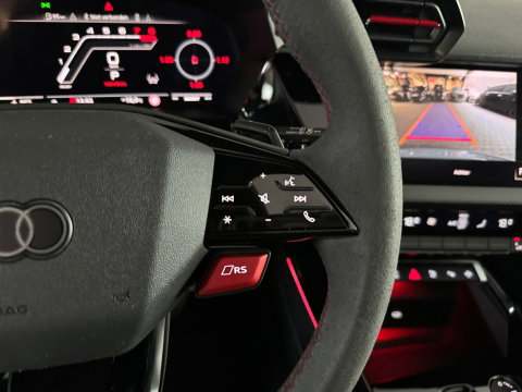 Audi RS3 Sportback 2.5 TFSI quattro Pano|Kuip|HuD|Sonos|PPF