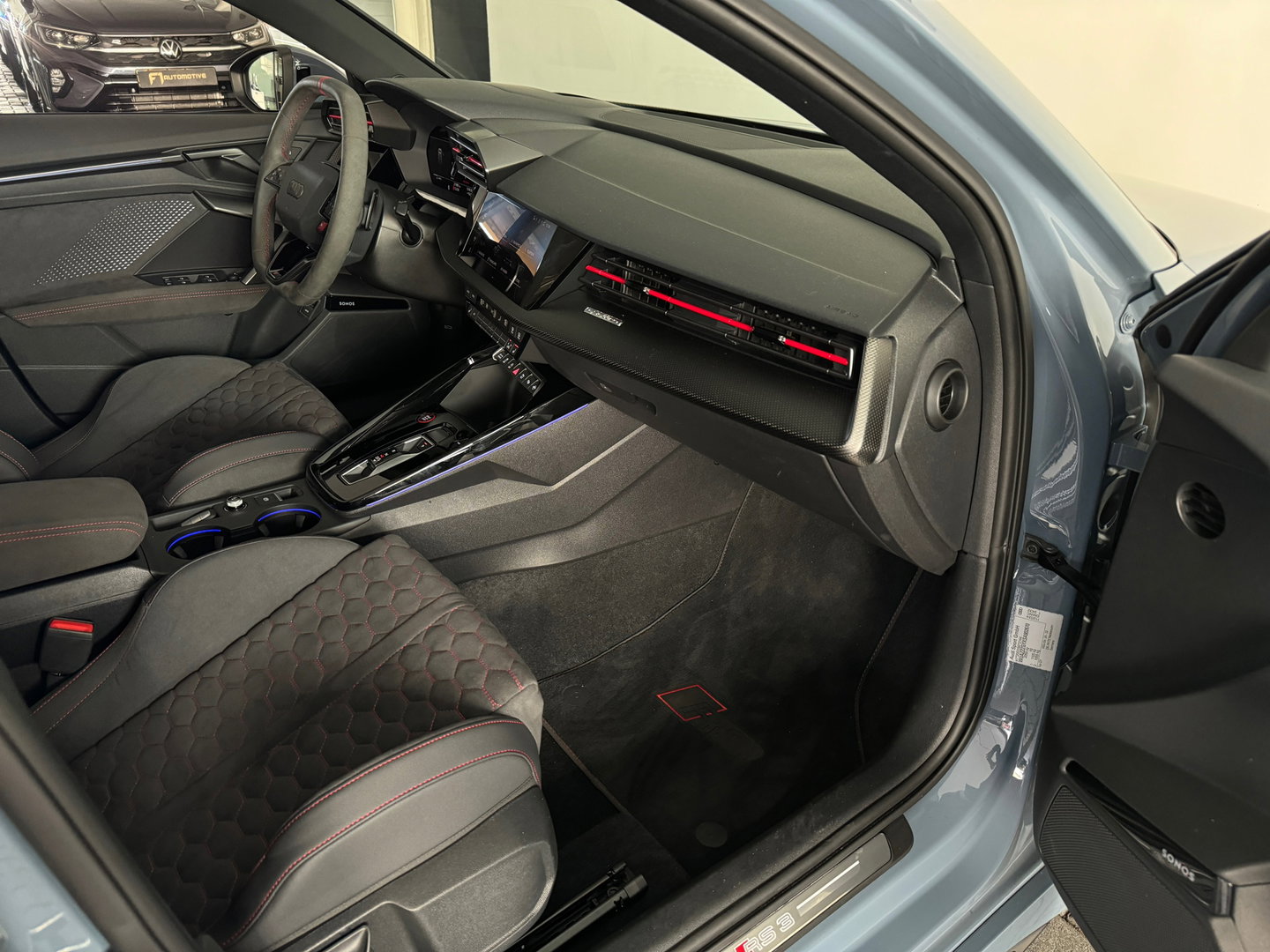 Audi RS3 Sportback 2.5 TFSI quattro Pano|Kuip|HuD|Sonos|PPF